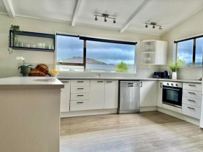 Tawa Lodge, Wellington
